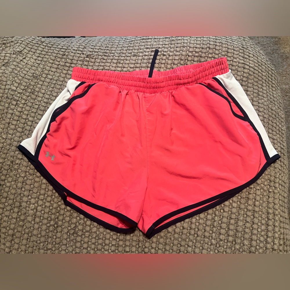 Under Armour Women’s heat gear shorts